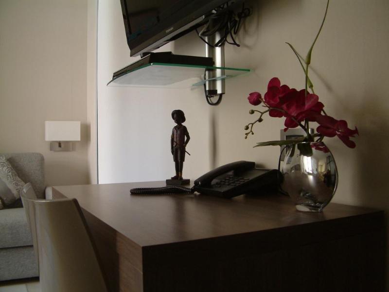 Residence Villa D'Elsa ฌวง-เลส์-แป็งส์ ภายนอก รูปภาพ
